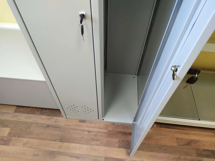 Шкаф для раздевалок Практик Стандарт LS-21