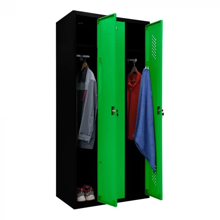 Шкаф металлический трехдверный черный с зеленым